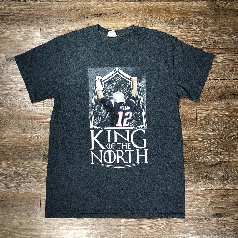 New England Patriots Tom Brady Medium Shirt King Of The North Football NFL GOAT